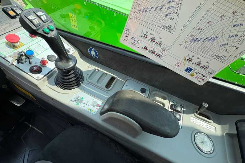 OmecoHub - Immagine MERLO P40.17